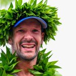 Patrick Lange emoción en la línea de meta Campeonato Mundial IRONMAN Kona 2024 crédito de la foto Getty Images para IRONMAN