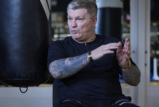 Ricky Hatton ha ofrecido su opinión sobre la próxima revancha de Tyson Fury con Oleksandr Usyk