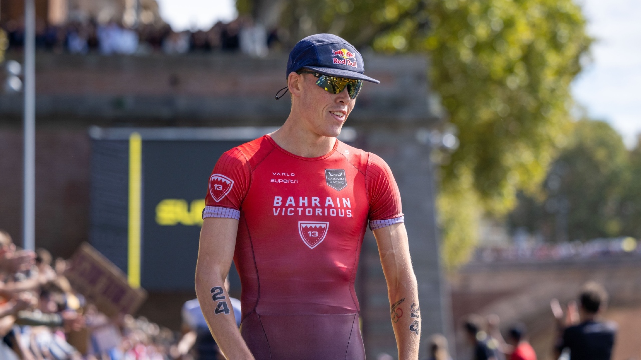 Hayden Wilde corre sin zapatos supertri Toulouse 2024