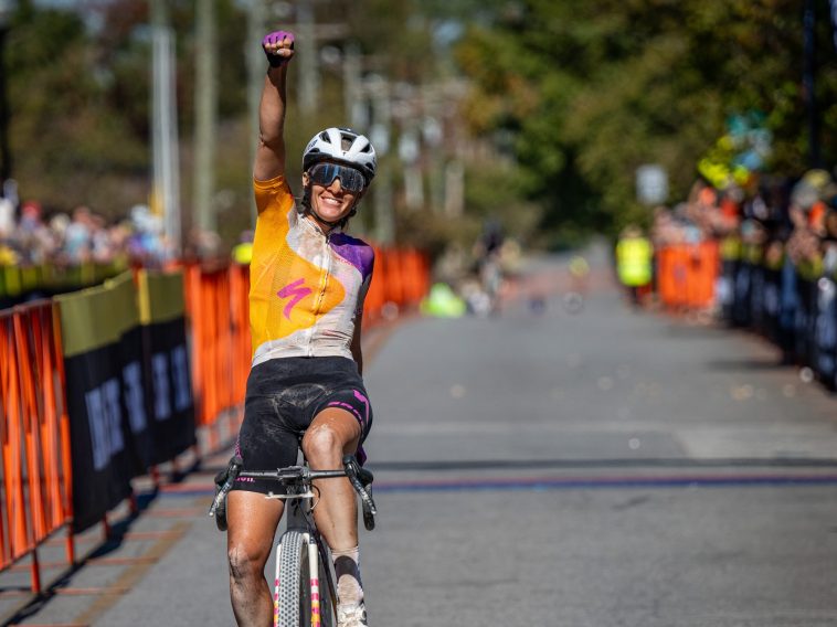 Sofía Gómez Villafañe logra la victoria en Big Sugar Gravel y asegura el título femenino general en Life Time Grand Prix