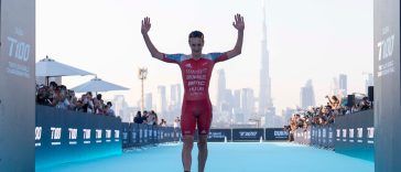 Alastair Brownlee arco de acabado T100 Dubai 2024 crédito fotográfico PTO / T100