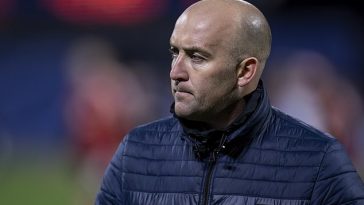 Nick Cushing deja el cargo de entrenador en jefe de la ciudad de Nueva York después de dos temporadas completas a cargo del equipo