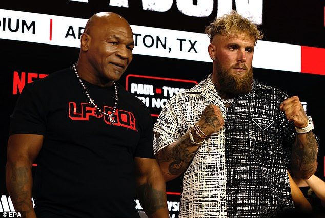 Mike Tyson (izquierda) y Jake Paul (derecha) pelearán dentro del ring de boxeo el próximo viernes por la noche