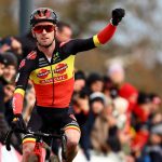 Exact Cross Kortrijk: Eli Iserbyt viene con su compañero de equipo Michael Vanthourenhout por el tercer título de su carrera