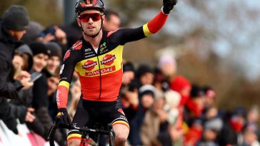 Exact Cross Kortrijk: Eli Iserbyt viene con su compañero de equipo Michael Vanthourenhout por el tercer título de su carrera