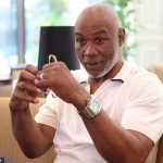 Lennox Lewis dice que Tyson Fury debe