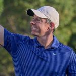 Rory McIlroy celebra ganar su sexta Carrera a Dubai