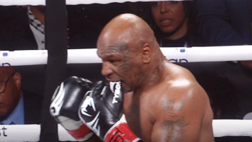 Mike Tyson revela por qué mordió durante la pelea con Jake Paul