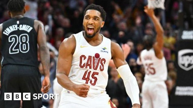 Donovan Mitchell celebrating against the Chicago Bulls