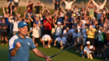 Justin Rose celebra embocar un putt durante la Ryder Cup 2023 en Roma (Paul ELLIS)