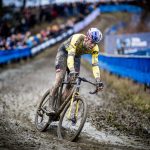 Wout van Aert adopta un enfoque cauteloso en el regreso del ciclocross mientras continúa recuperándose de una lesión de rodilla