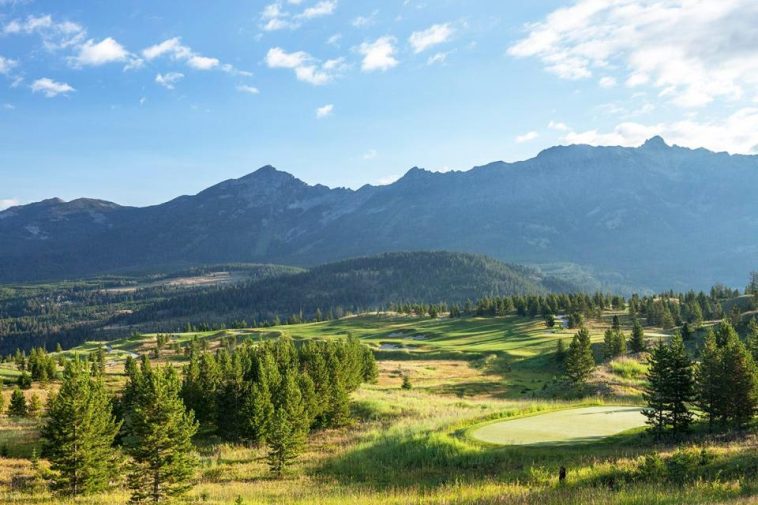 El hoyo 15 en Reserve at Moonlight Basin, sitio de la próxima entrega de "El partido" con Phil Mickelson y Tom Brady contra Bryson DeChambeau y Aaron Rodgers. (Foto cortesía de The Reserve at Moonlight Basin).