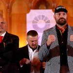 Oleksandr Usyk (izquierda) y Tyson Fury (derecha) volverán a pelear en una revancha el 21 de diciembre.