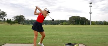 Instrucción de golf: deja de ceder poder con tu driver. (Semana de golf)