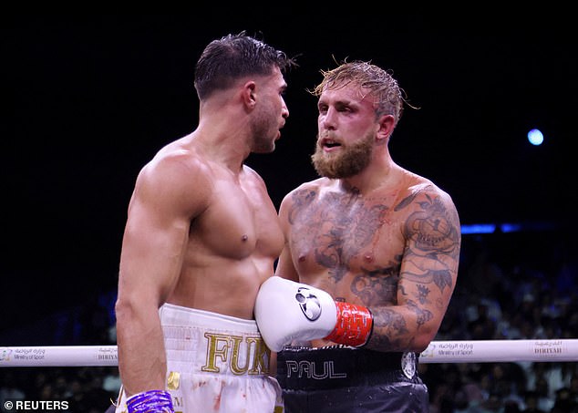 Jake Paul y Tommy Fury reavivaron su guerra de palabras en las redes sociales el martes