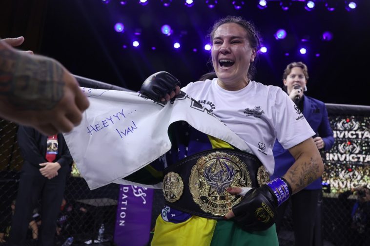 Jennifer Maia primera campeona de dos divisiones