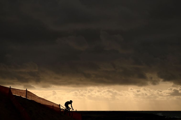 Las estrellas del ciclocross y los organizadores dejaron de contar el costo de cancelar la tercera ronda del Mundial