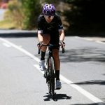 URAIDLA AUSTRALIA 16 DE ENERO Rylee Mcmullen de Nueva Zelanda y el equipo nacional de Nueva Zelanda compite durante el 7mo Santos Women Tour Down Under 2023 Etapa 2, una etapa de 90 km desde el estacionamiento del Museo Nacional del Motor Birdwood hasta Greenhill Road Uraidla TourDownUnder UCIWWT el 16 de enero de 2023 en Uraidla Australia Foto por Tim de WaeleImágenes falsas