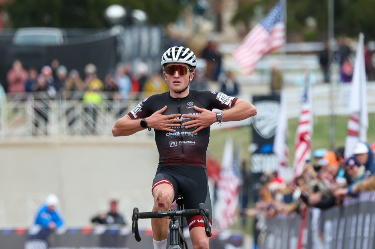 Nacionales de ciclocross de EE. UU.: Henry Coote sorprende al campo masculino sub-23 con una victoria en solitario