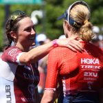 Línea de meta del Campeonato del Mundo IRONMAN 70.3 Kat Matthews Taylor Knibb