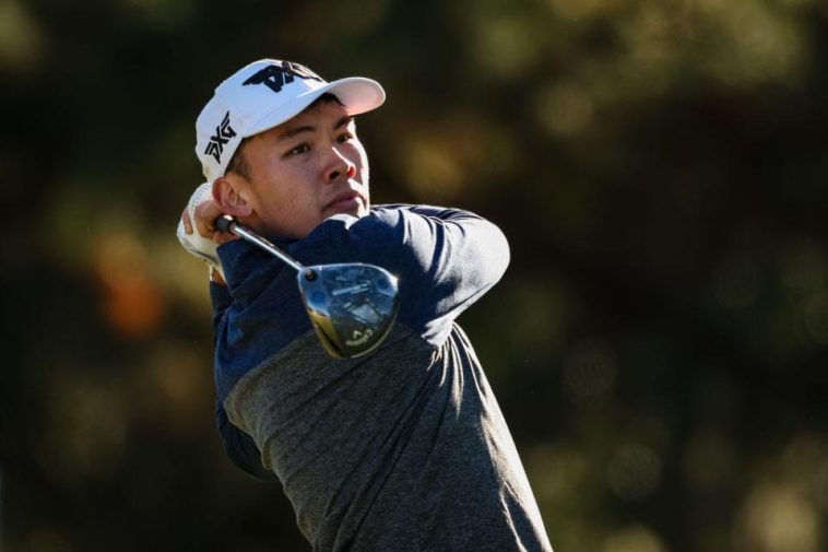 Corey Shaun de Encinitas, California, observa su golpe de salida en el octavo hoyo del campo TPC Sawgrass Dye's Valley el 12 de diciembre en la primera ronda del PGA Tour Q-School, presentado por Korn Ferry.