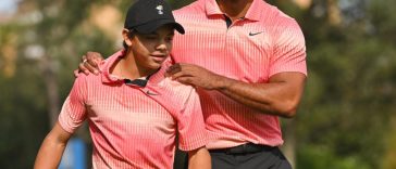 Charlie Woods y Tiger Woods