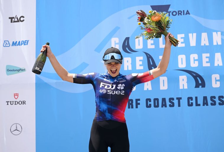 Ally Wollaston afirma el primer clásico de la costa de surf femenino en Torquay