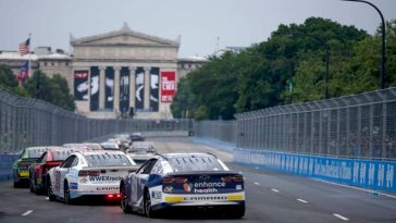 Dale Earnhardt Jr llama a NASCAR por eliminar la tradición