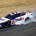 Denny Hamlin firma un nuevo patrocinador de NASCAR después de la partida de FedEx