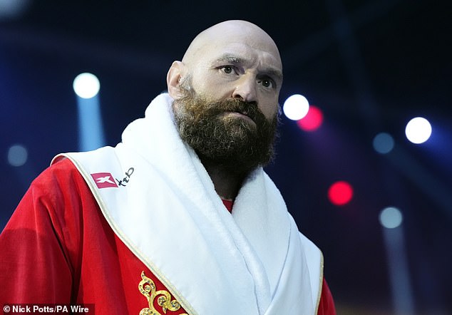 Tyson Fury anunció su retiro a principios de esta semana, pero Eddie Hearn todavía tiene la esperanza de dar un giro de 180 grados y pelear contra Anthony Joshua.