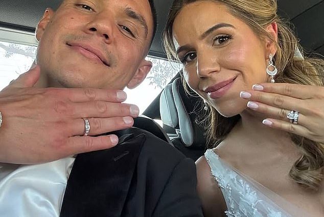 Tim Tszyu y su pareja Alexandra Constantine intercambiaron votos en una ceremonia íntima en Sydney el domingo por la tarde.