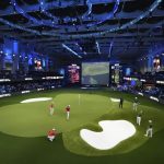 Los partidos de TGL tienen lugar en una arena personalizada en el Sofi Center de Florida. - Rebecca Blackwell/AP