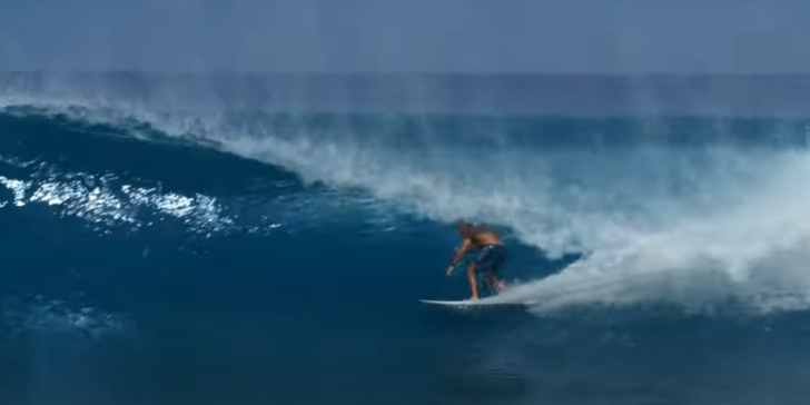 Jack Johnson surfe mejor que tú