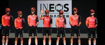 Los granaderos de Ineos unen fuerzas con el segundo equipo de desarrollo