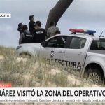 En Uruguay, un hombre de 49 años se subió a un árbol de seis metros de altura y amenazó con quitarse la vida.