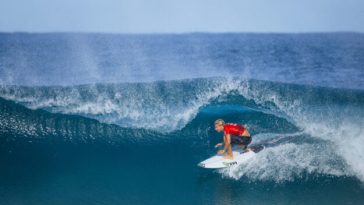 Nadia Erostarbe se Estrena en la Liga CT - Regla de surfista