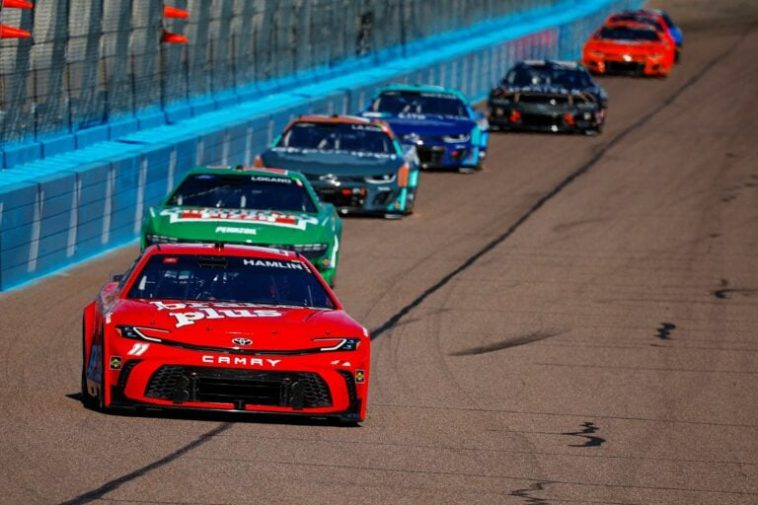 Phoenix Raceway tendrá neumático opcional para la carrera de NASCAR