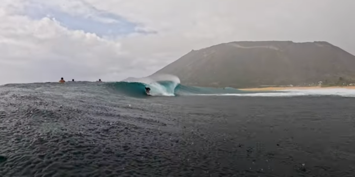 Point Breaks en Sandys se ilumina con condiciones divertidas y limpias ...