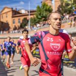 Tyler Mislawchuk corre en Toulouse 2022 crédito de la foto Darren Wheeler Thatcameraman Super League