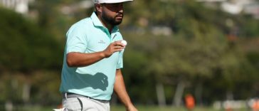 El estadounidense JJ Spaun disparó un par 65, cinco bajo par, para tomar una ventaja de un golpe después de la tercera ronda del PGA Sony Open en Hawaii (Maddie Meyer)