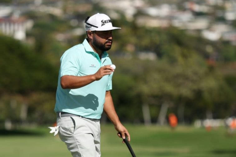 El estadounidense JJ Spaun disparó un par 65, cinco bajo par, para tomar una ventaja de un golpe después de la tercera ronda del PGA Sony Open en Hawaii (Maddie Meyer)