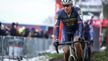 Toon Aerts gana el ciclocross Otegem en el sprint final