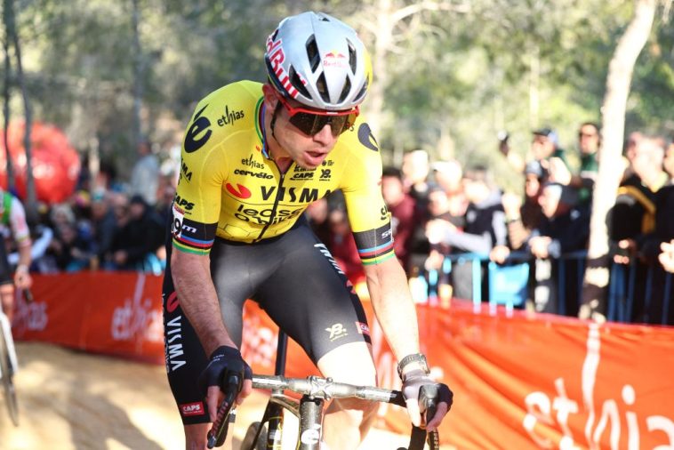 Wout van Aert dice que el reciente campo de entrenamiento en ruta "no es excusa" para terminar cuarto en la Copa del Mundo de Benidorm