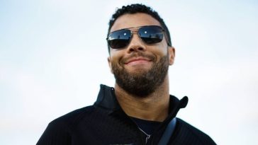 Bubba Wallace Trolls Fan Nascar que le dio el dedo