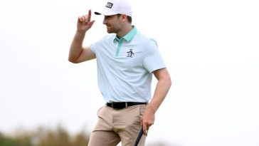 El estadounidense Brian Campbell reacciona después de un birdie en el segundo hoyo de playoffs para ganar el PGA Tour Open de México de los Estados Unidos (Orlando Ramírez)