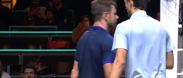 Daniil Medvedev Downs Stan Wawrinka