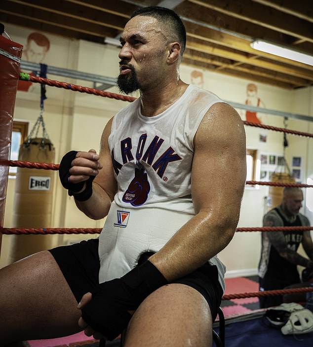 Joseph Parker dio la bienvenida a Mail Sport al campamento antes de su pelea, debido a Daniel Dubois pero ahora con Martin Bakole