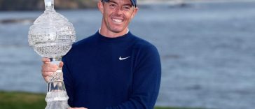 Rory McIlroy celebra su victoria en Pebble Beach