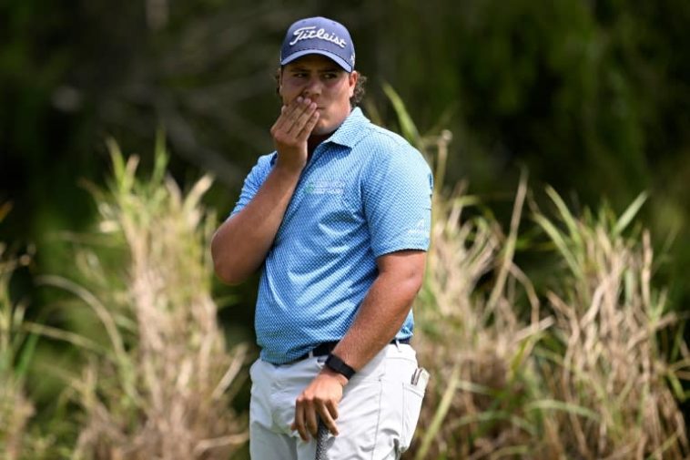 Aldrich Potgieter de Sudáfrica reacciona después de un disparo en la forma en que TA one-shot conduce a través de 54 hoyos en el PGA Tour México Open (Orlando Ramírez)