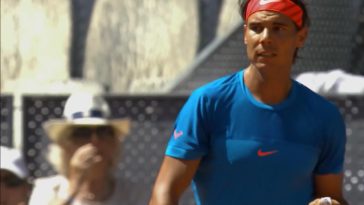 Rafael Nadal recibe un trofeo extraordinario en Mundo Deportivo Gala